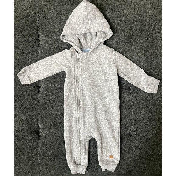 7 For All Mankind 6/9M Baby Hooded Jumpsuit Gray Full Zip - Picture 1 of 5